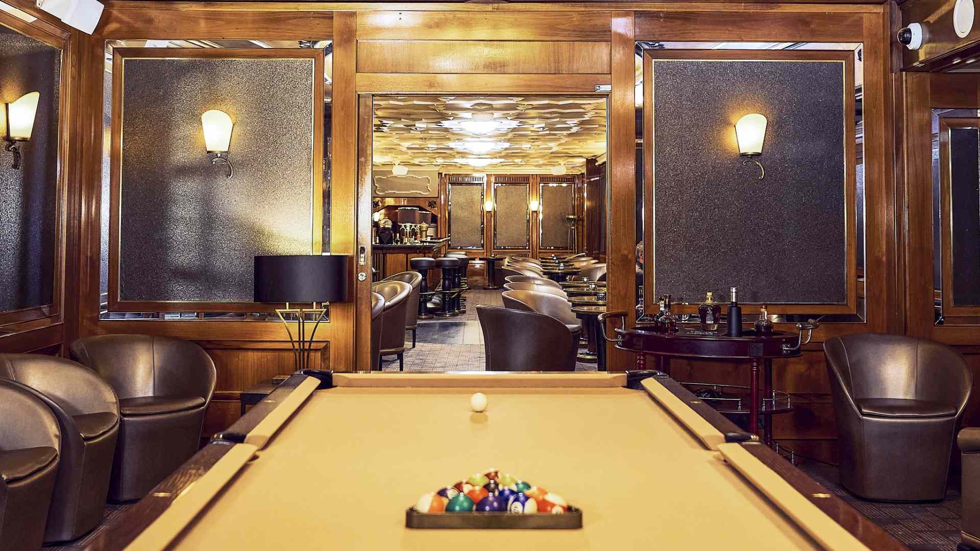 Hotel Reichshof Pool Bar