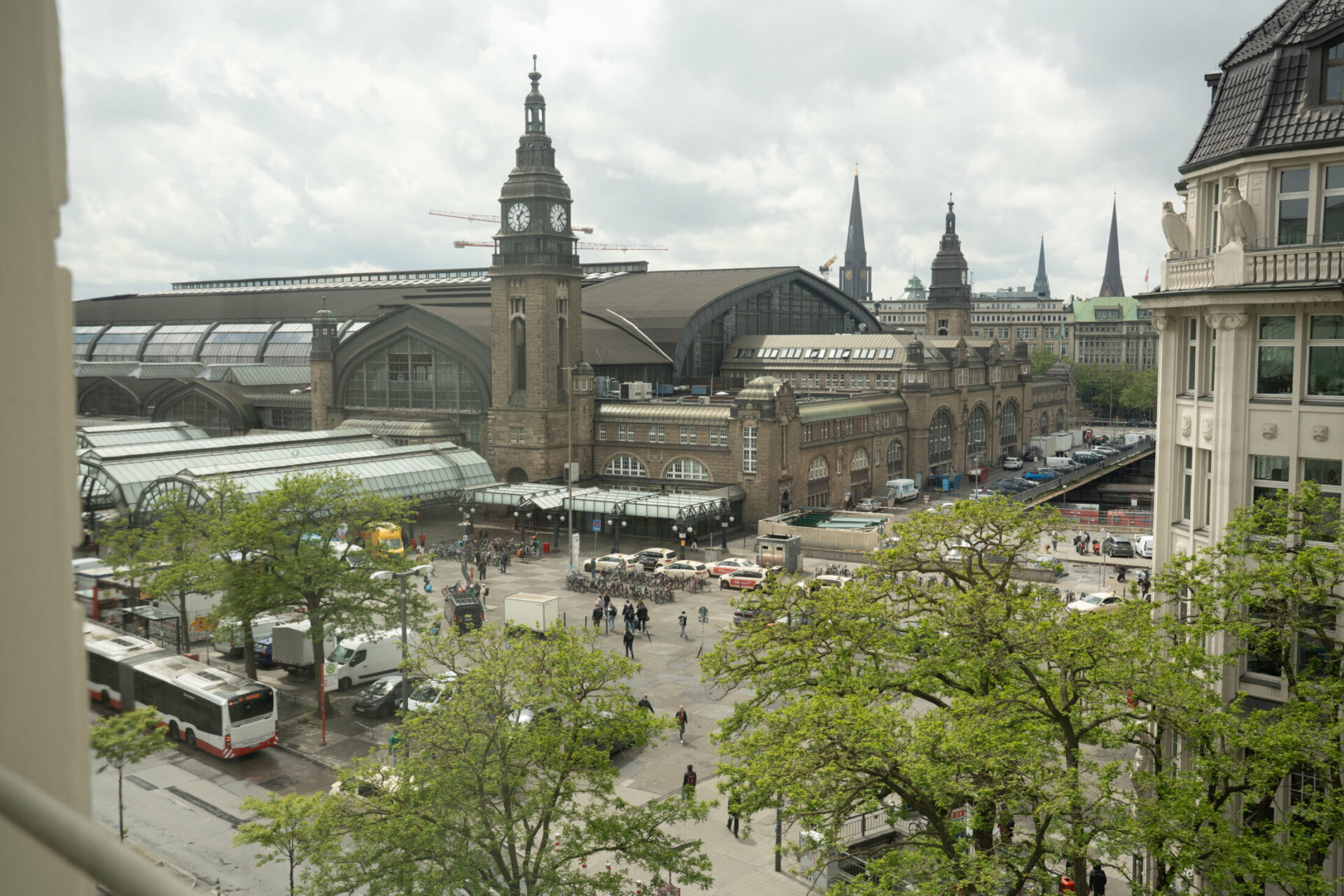 Aussicht Reichshof Hamburg zum Hauptbahnhof